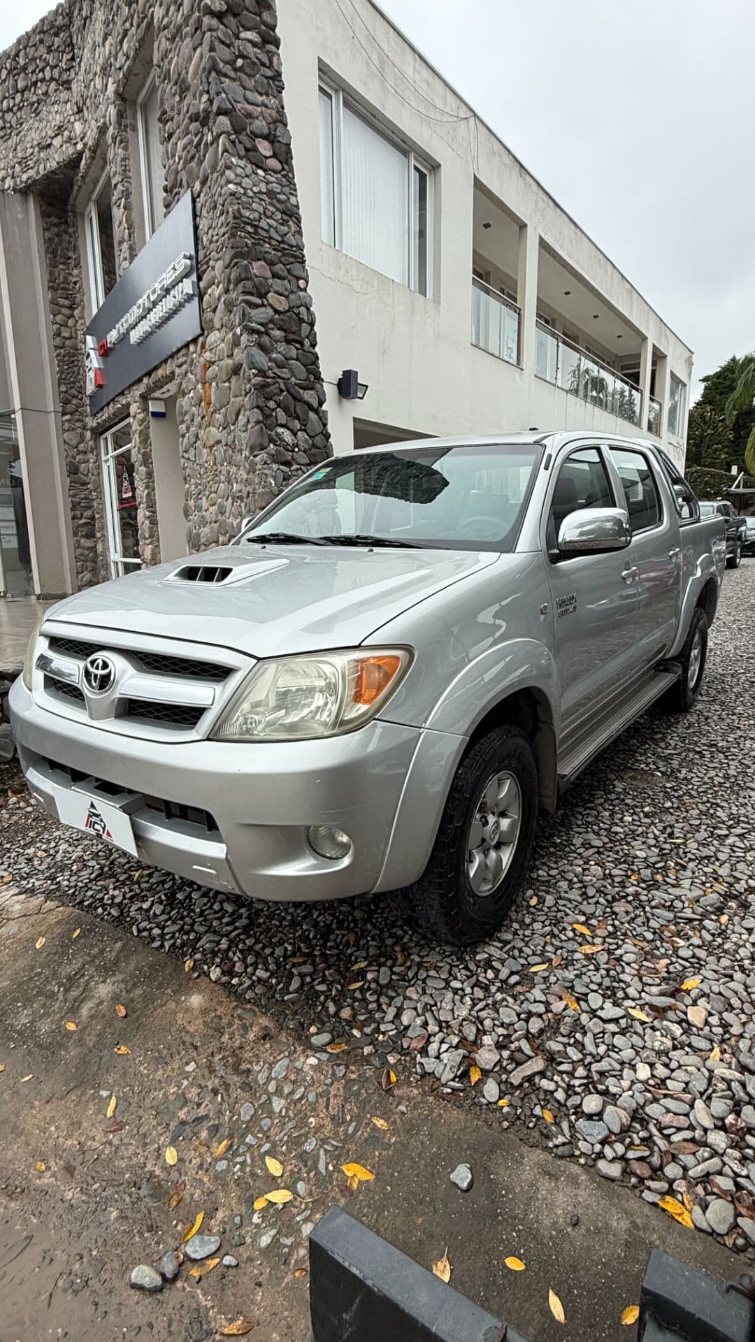 Toyota Hilux SRV AT 2008